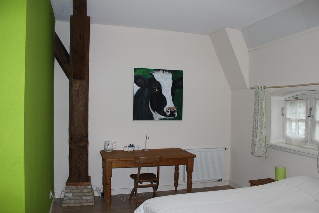 Wartena Hoeve - Vega B&B Szoba fotó