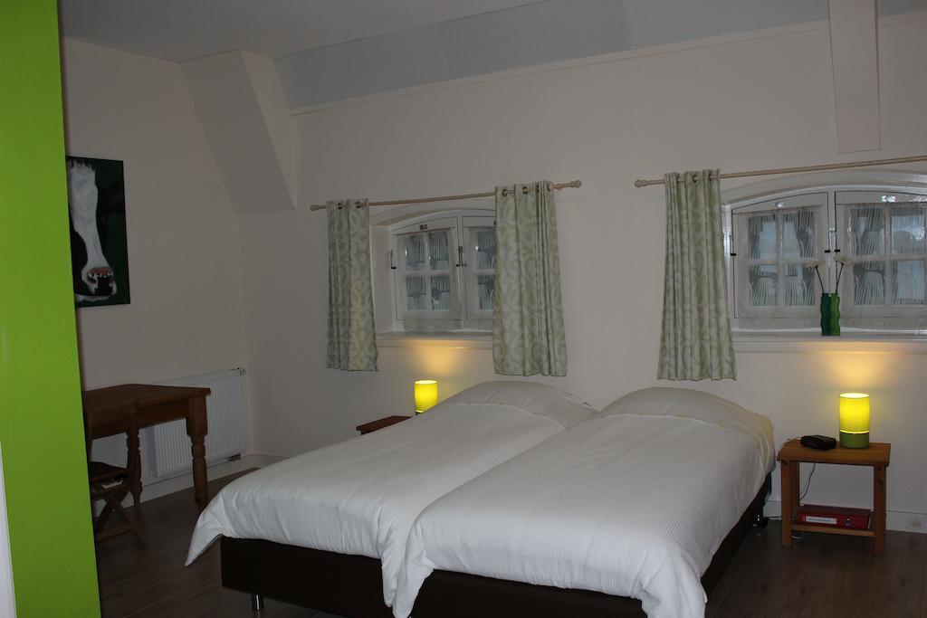 Wartena Hoeve - Vega B&B Szoba fotó